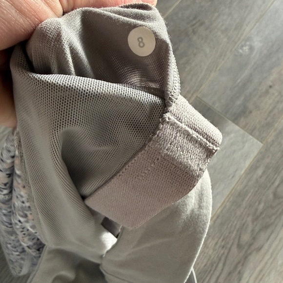 🍋Lululemon Scoop Neck Tank, Size 8 - Picture 5 of 5